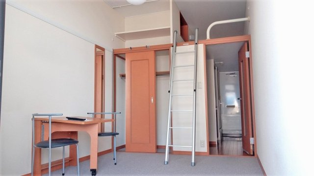 レオパレスパルフェ野口の居間・リビング|おしゃれな居間です