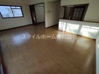【居間・リビング】 | 福東ジュネス１１ | イメージ写真