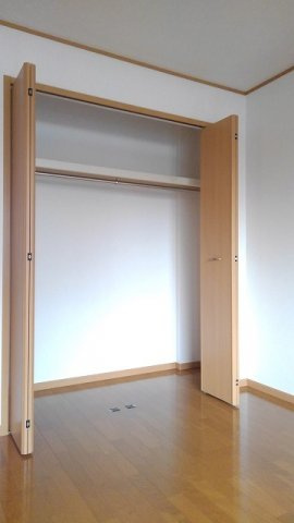 エスト　グリシーナの収納|小物を収納するのに便利です