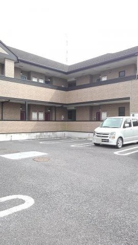 エスト　グリシーナの駐車場|駐車場があります