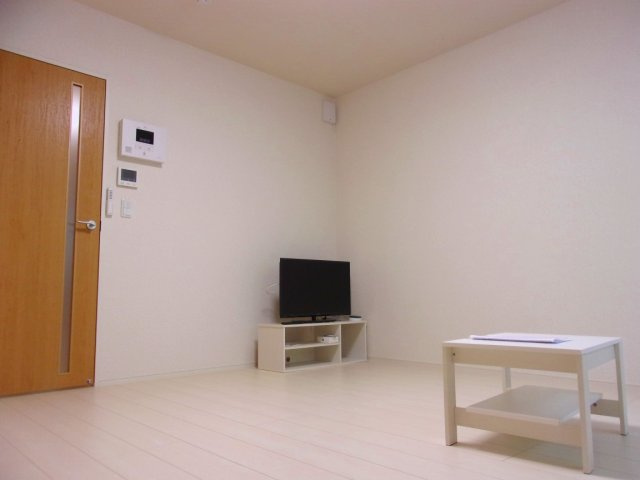 クレイノラーナⅡの居間・リビング|居間です