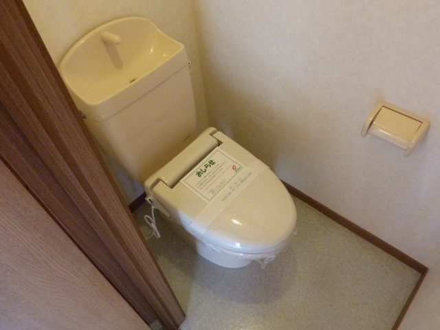 プリマベーラのトイレ|落ち着いたトイレです