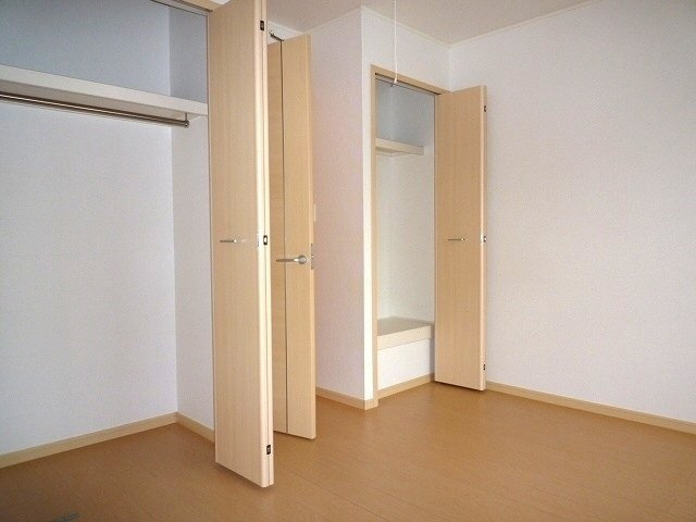 ラフレシアスの収納|収納豊富です