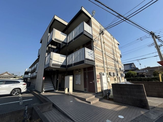 レオパレス壇の外観|外観もきれいです