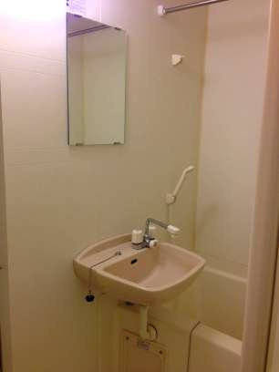 レオパレスソニックコート春日部の浴室|お風呂で日々の疲れを落としましょう