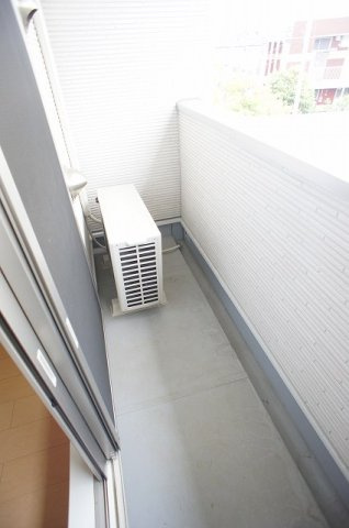 シャルマン　Ｍのバルコニー|開放的で明るい空間を演出してくれるバルコニーです