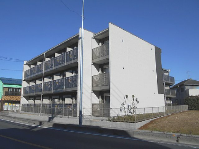 クレイノルナ　ルミエール三郷の外観|外観もきれいです