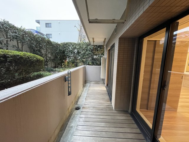 東急ドエル・アルス川口五丁目弐番館のバルコニー|開放的で明るい空間を演出してくれるバルコニーです