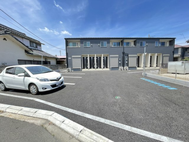 リーブルファイン春日部樋堀の駐車場