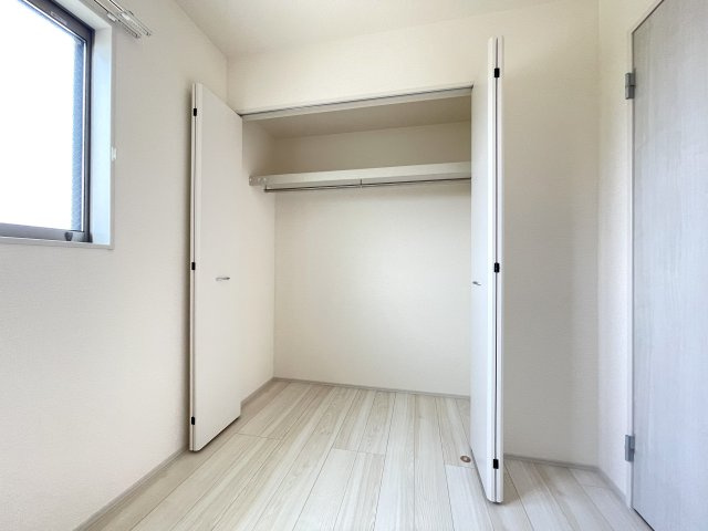 リーブルファイン春日部樋堀の収納|※左右反転タイプ・別室の写真になります。