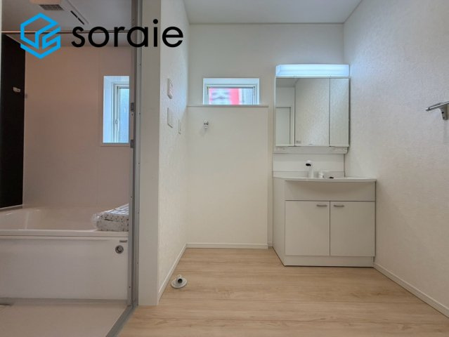 飯能市青木第5　全8棟　新築戸建　クレイドルガーデンの脱衣所|8/4　撮影