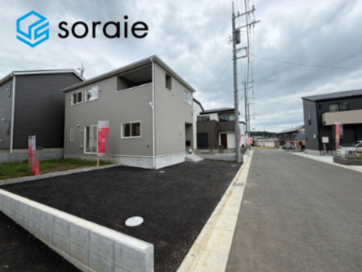 飯能市青木第5　全8棟　新築戸建　クレイドルガーデンの前面道路含む現地写真|8/4　撮影