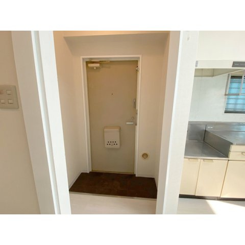KパレスⅠの玄関|シンプルで使いやすい玄関です