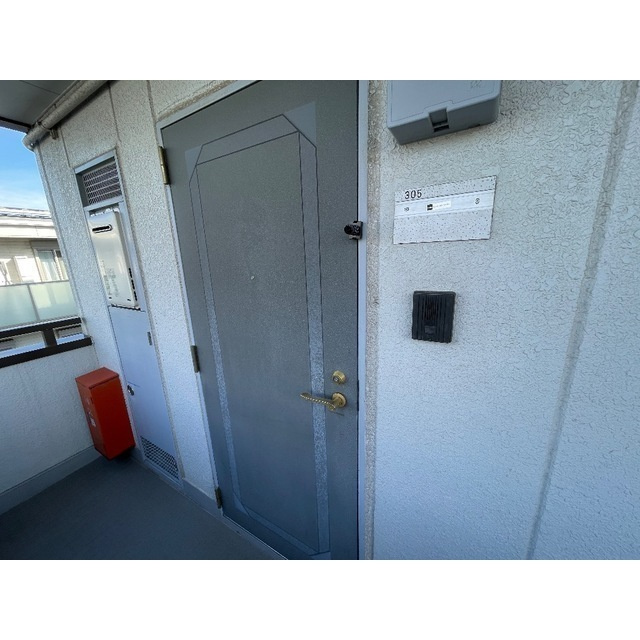 第3関根ビルの玄関|落ち着いた玄関です