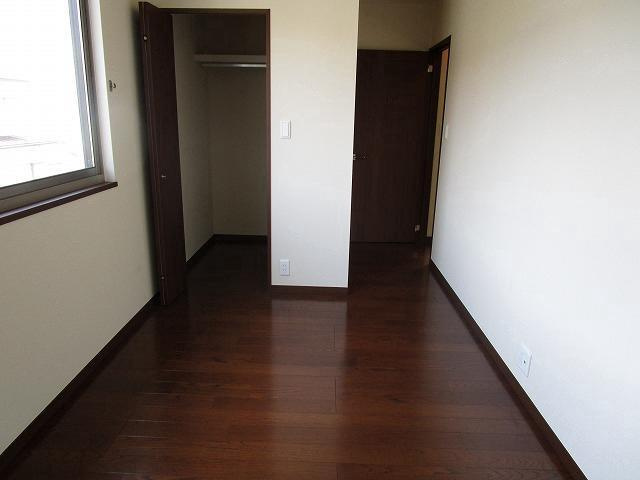 サンモール栄の居間・リビング|ゆったり過ごせる居間です