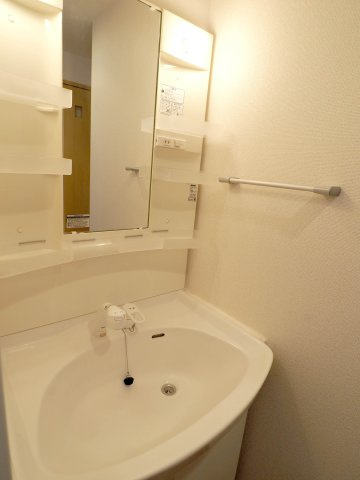 スレッサ南浦和の洗面所|洗面所です