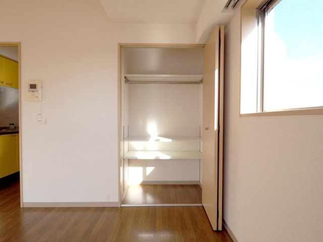 スレッサ南浦和の収納|小物を収納するのに便利です