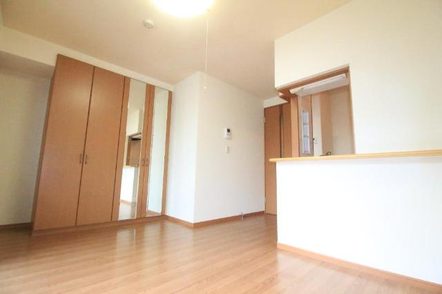 グランディール・サワーの居間・リビング|リビング