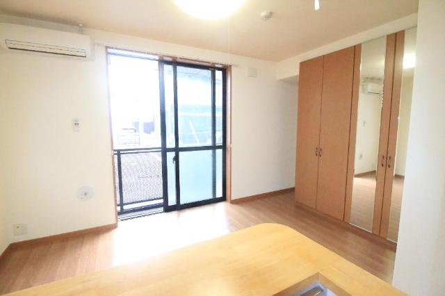 グランディール・サワーの居間・リビング|リビング