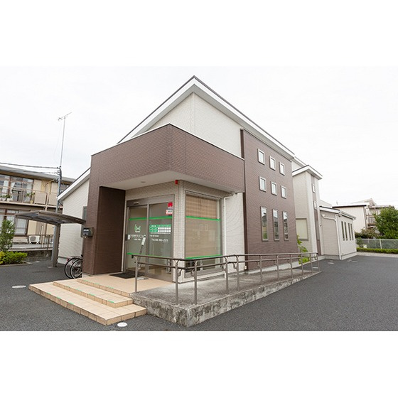 ドミールシャルマンの周辺|病院「けやきクリニックまで180ｍ」