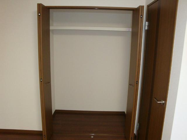 クレストの収納|クローゼット