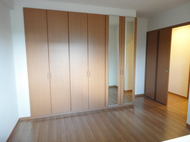 クレストの内装|洋室