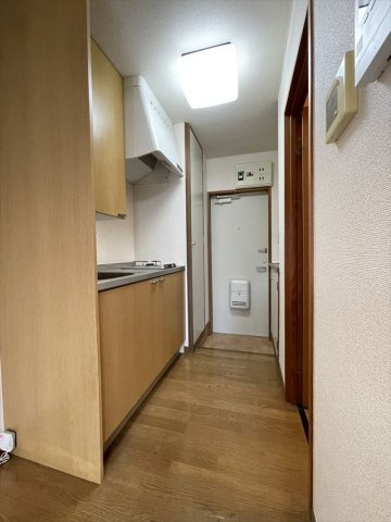 コーポジュンの内装|明るい室内です