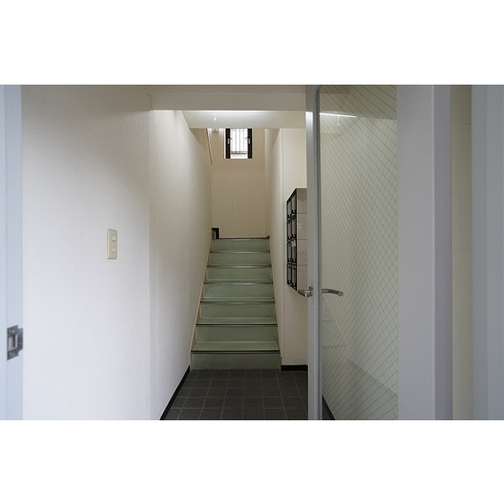 コスモプレイス東浦和のエントランス|エントランス