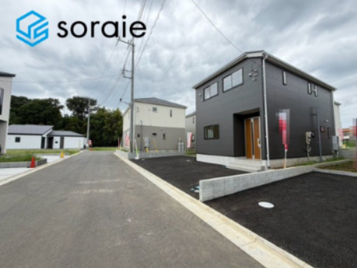 飯能市青木第5　全8棟　新築戸建　クレイドルガーデンの前面道路含む現地写真|8/4　撮影