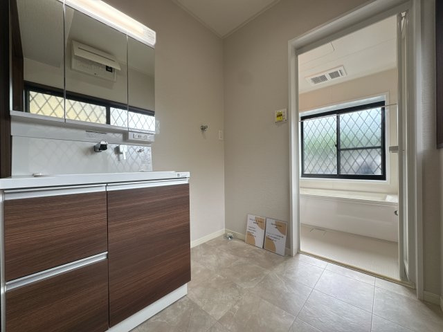 【独立洗面台】 | 南区柳河内１丁目　中古一戸建☆仲介手数料無料☆