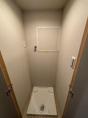 【ランドリースペース】東中野ハイム 