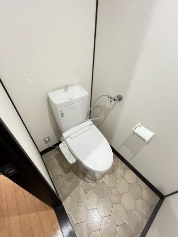 プログレッシブミキのトイレ