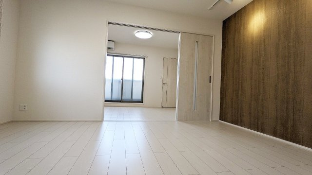 エクシーレ逆瀬川の内装|きれいな内装です