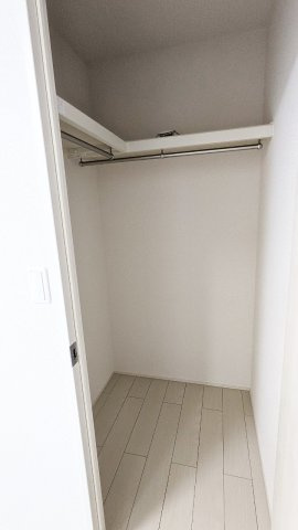 エクシーレ逆瀬川の収納|ちょっとした収納スペースも充実しています
