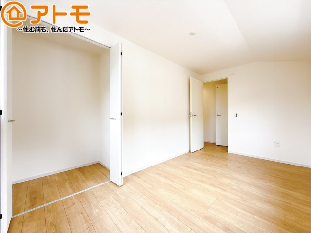 【子供部屋】 | 葵区東1期　新築戸建　1号棟 | お子様のお友達が遊びに来た時も、子供部屋があると楽しく過ごせますね♪