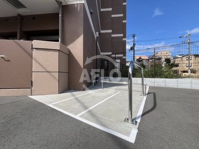 ラグゼ東三国プラスのその他|Luxe東三国+　バイク置き場