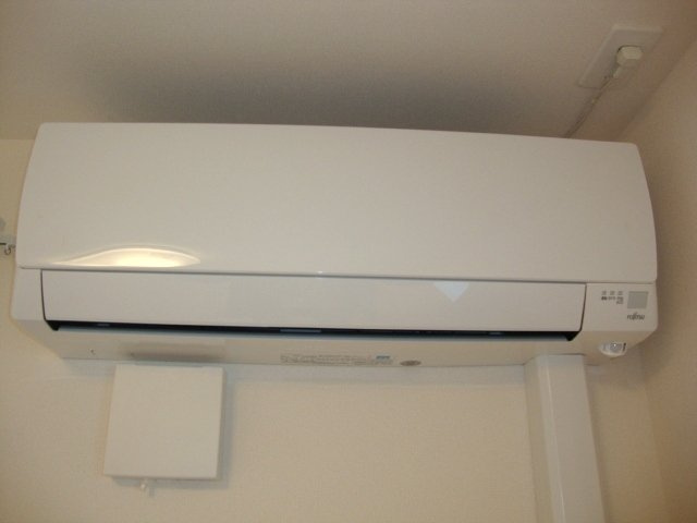 ロイヤル　パピヨンの設備|エアコン