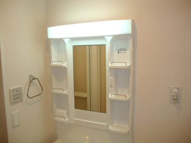 ロイヤル　パピヨンの洗面所|洗髪洗面化粧台