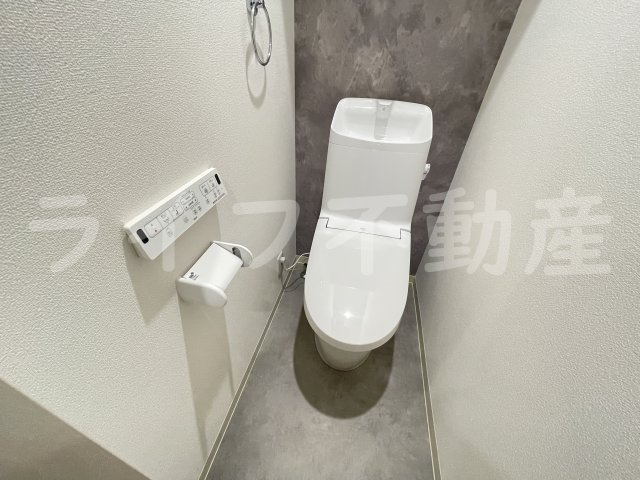 クリエオーレ宝持のトイレ|落ち着いたトイレです