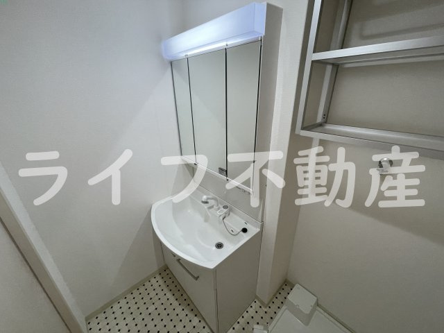 クリエオーレ上小阪の独立洗面台|独立洗面台です