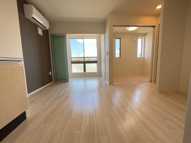 ウエストウイングⅣの居間・リビング|リビング