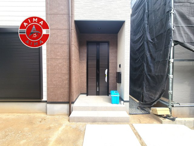 福岡市東区若宮4丁目第4-4棟（2号棟）　の玄関|おでかけの時も帰った時も、「我が家」を最初に感じでもらえる素敵な空間に。