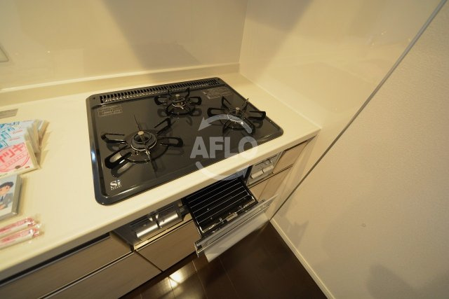 ナチュール天王寺のキッチン|ナチュール天王寺　3口ガスコンロ
