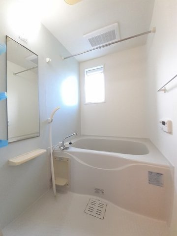 サンライズ　Ａの浴室|きれいなお風呂です