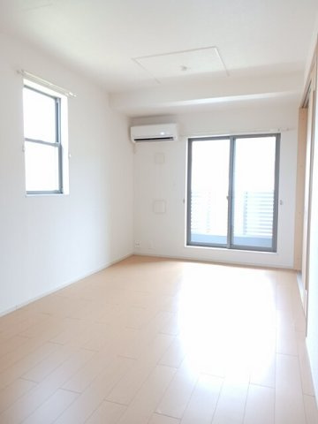 カーサ　デッレ　アルピＡの居間・リビング|ゆったり過ごせるリビングです