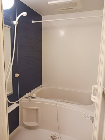 カーサ　デッレ　アルピＡの浴室|きれいなお風呂です