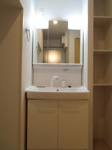 リヒト・コオリ　弐の洗面所|コンパクトで使いやすい洗面所