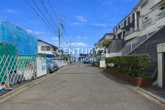【前面道路含む現地写真】 | 青葉区鴨志田町戸建 | 前面道路含む現地写真です