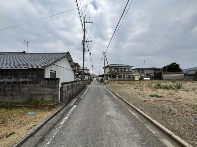 天草市今釜町　売地の周辺|前面道路はこのような感じです。