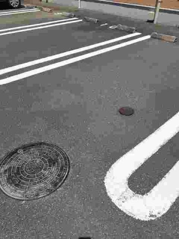 サンモリッツ　Ａの駐車場